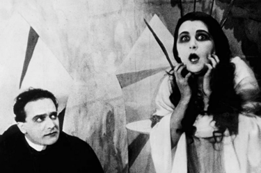 サイレント傑作映画『カリガリ博士』ネタバレ感想・考察/ドイツ表現主義がサスペンスに影響を与えた1920年公開作品