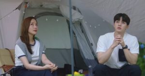 第9話 キャンプ場でテントを張ってデートするパク・ミニョンとソン・ガン