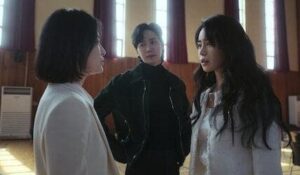韓国ドラマザ・グローリー 第4話のドンウンとヨンジン、ジェジュン