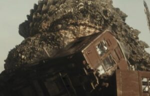 映画『ゴジラ-1.0』電車を噛むゴジラ